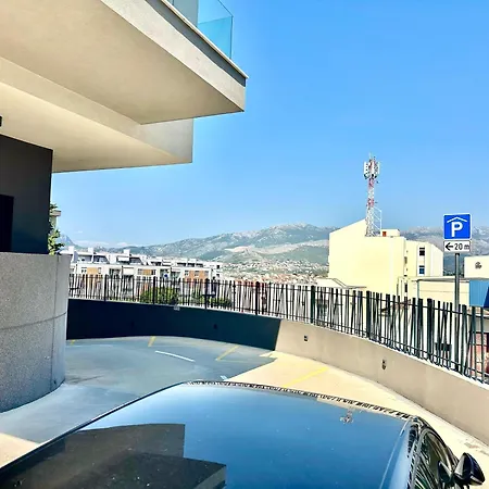 Διαμέρισμα Sofi - Modern With Private Garage