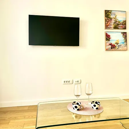 Apartmán Sofi - Modern With Private Garage Split