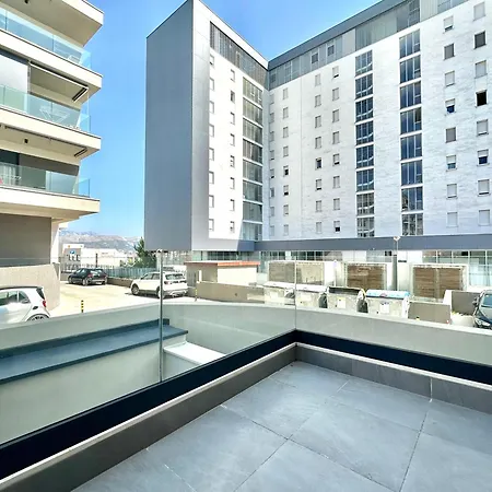 Apartment Sofi - Modern With Private Garage