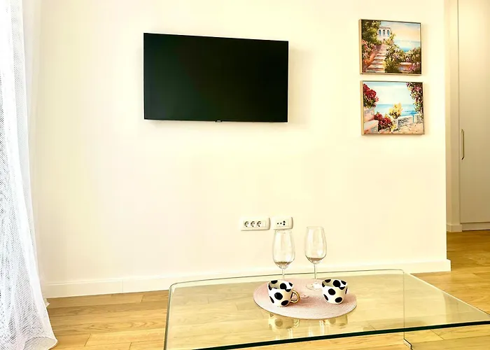 Apartment Sofi - Modern With Private Garage Split