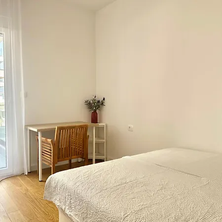 Apartmán Sofi - Modern With Private Garage *