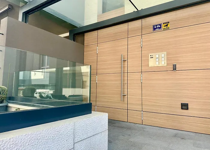 Apartmán Sofi - Modern With Private Garage